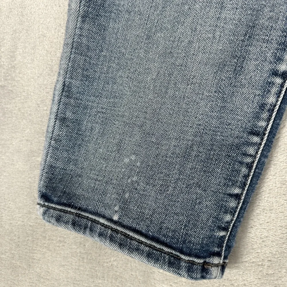 Judy Blue Boyfriend Fit Jeans‎ Mid Rise Distressed Denim Medium Wash Size 11/30